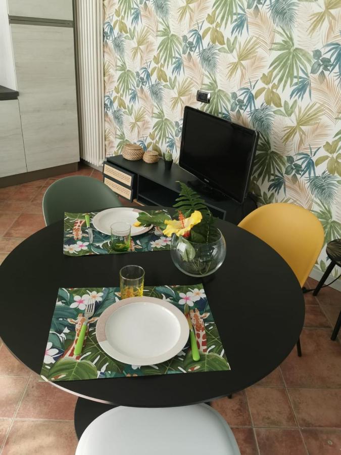 Aura Symphony Home Como Ngoại thất bức ảnh