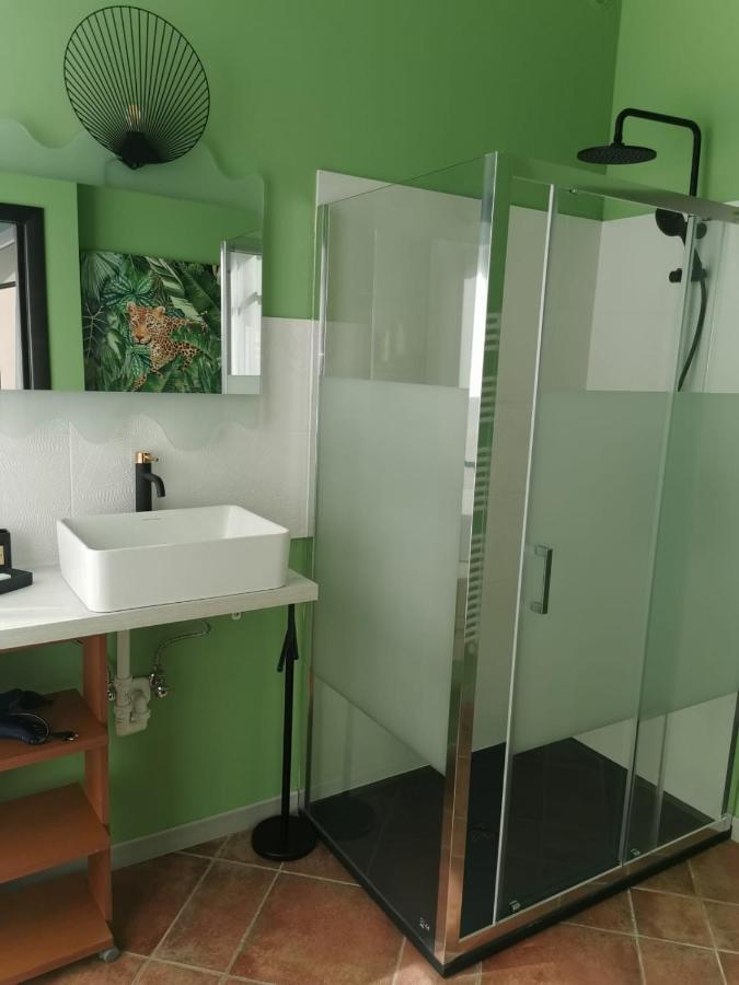 Aura Symphony Home Como Ngoại thất bức ảnh